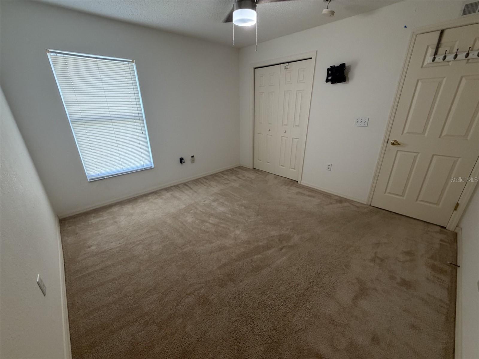 7002 SUMMIT CIR