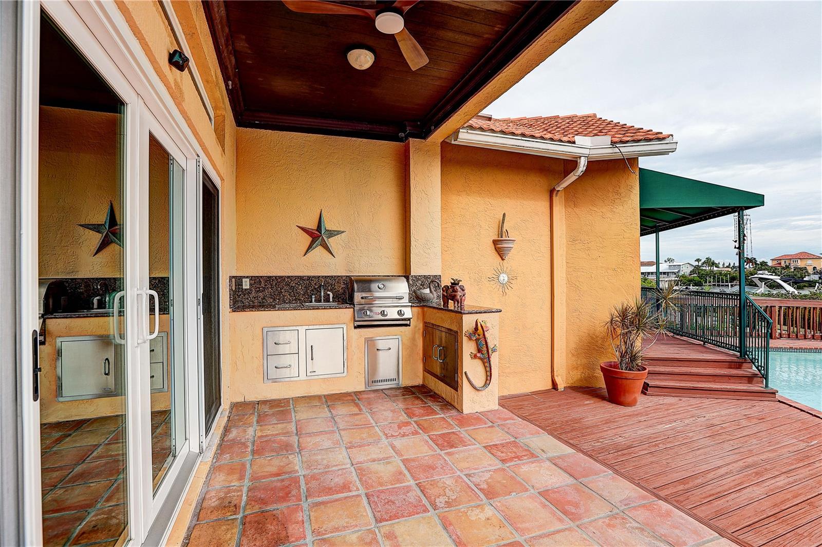 852 SYMPHONY ISLES BLVD