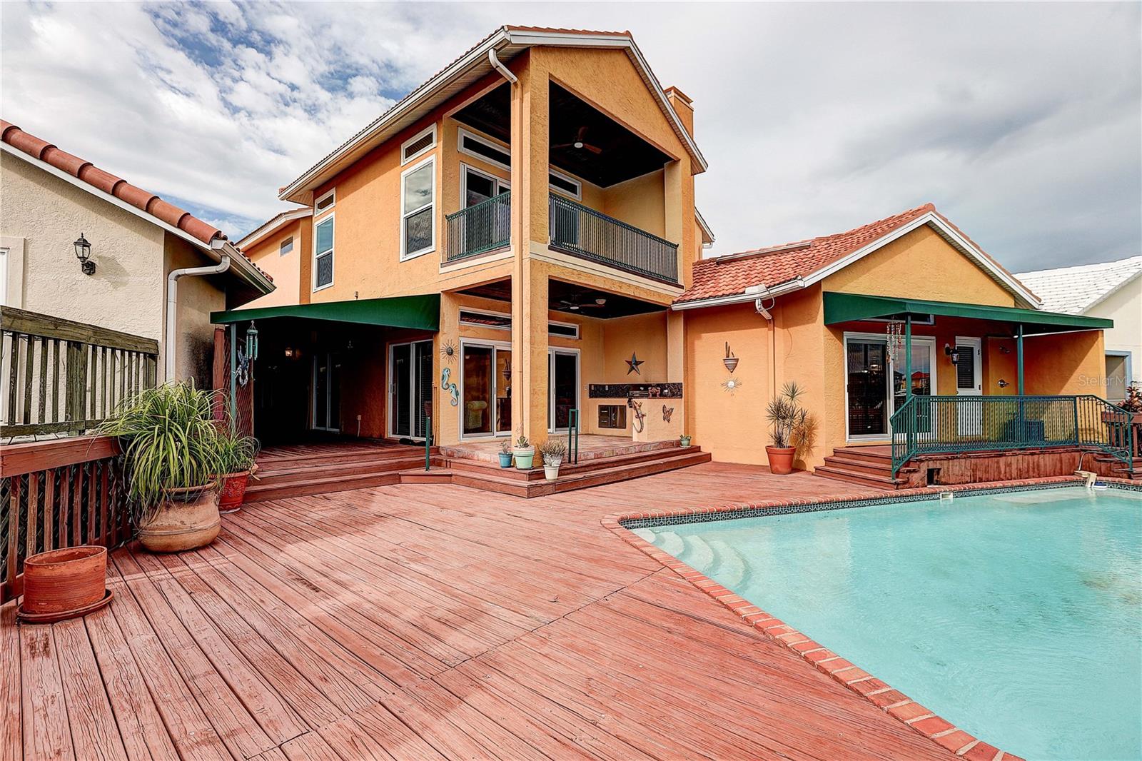 852 SYMPHONY ISLES BLVD