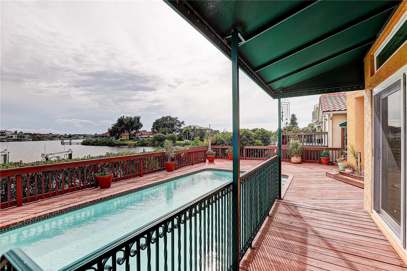 852 SYMPHONY ISLES BLVD