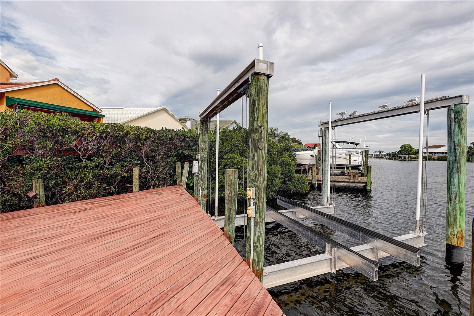 852 SYMPHONY ISLES BLVD