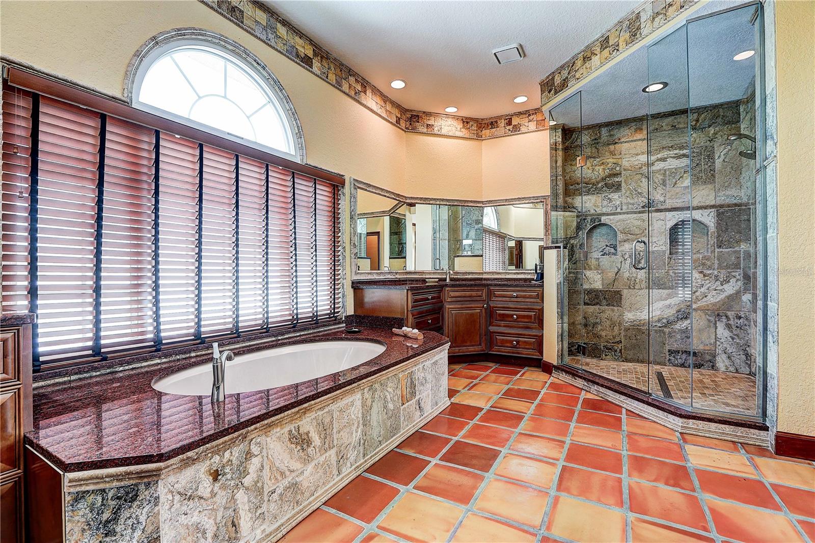 852 SYMPHONY ISLES BLVD