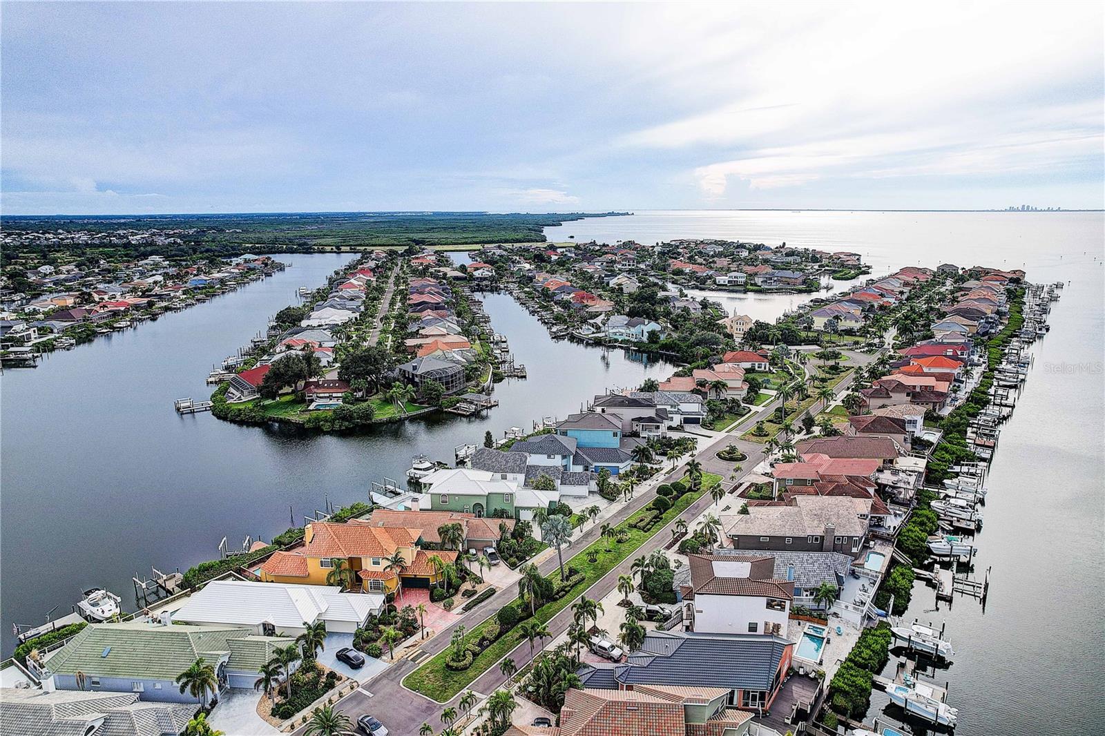 852 SYMPHONY ISLES BLVD