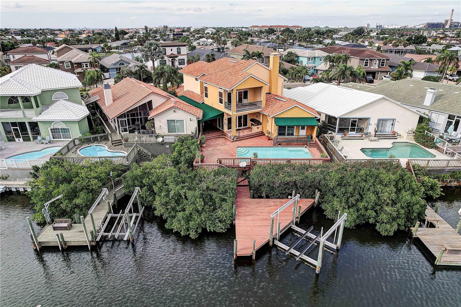 852 SYMPHONY ISLES BLVD