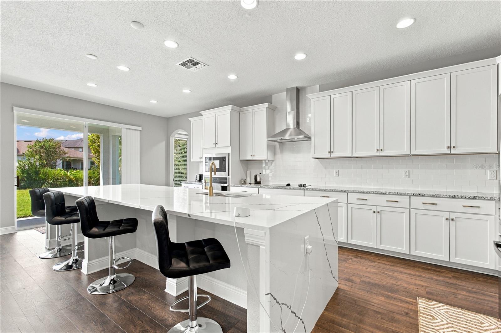 33212 KATELAND DR