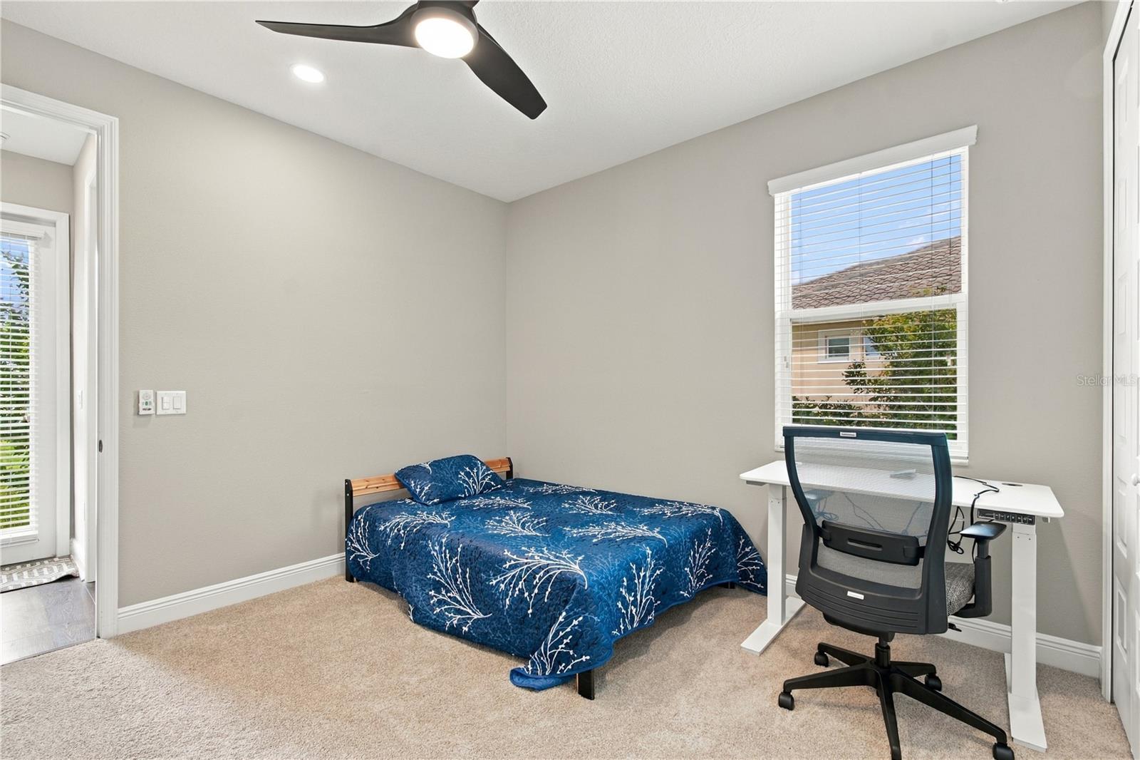 33212 KATELAND DR