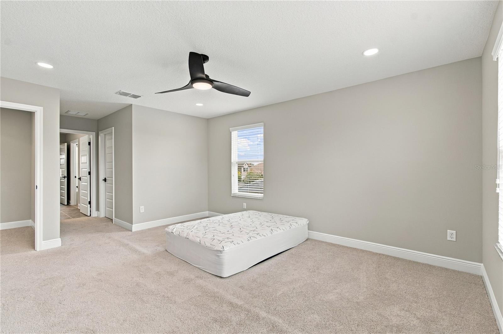 33212 KATELAND DR