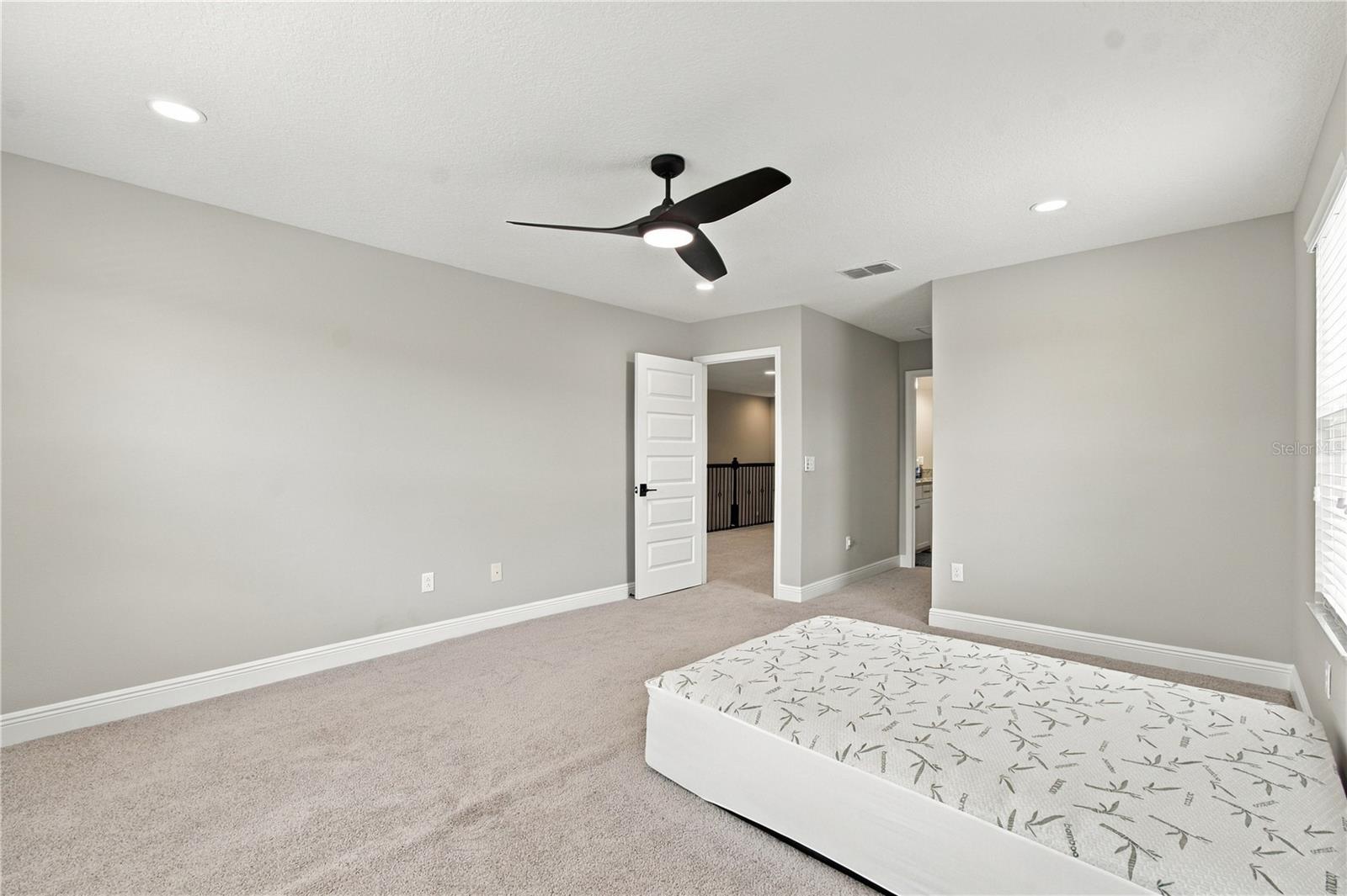 33212 KATELAND DR