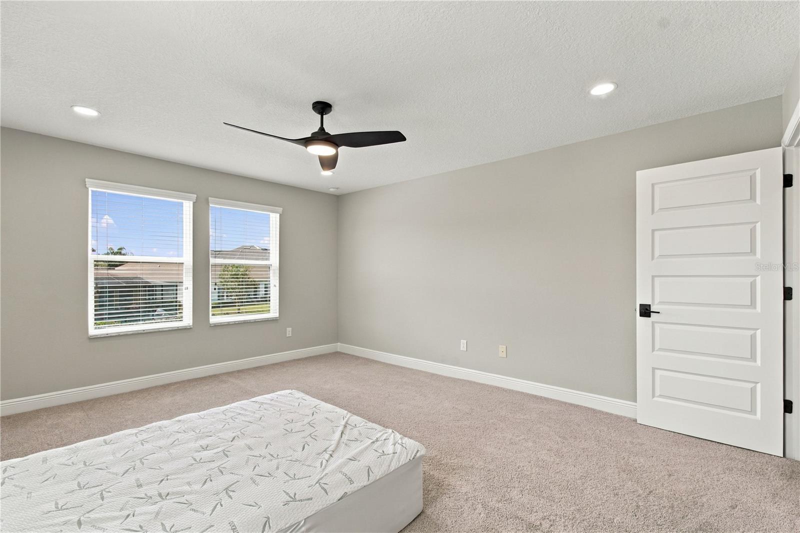 33212 KATELAND DR