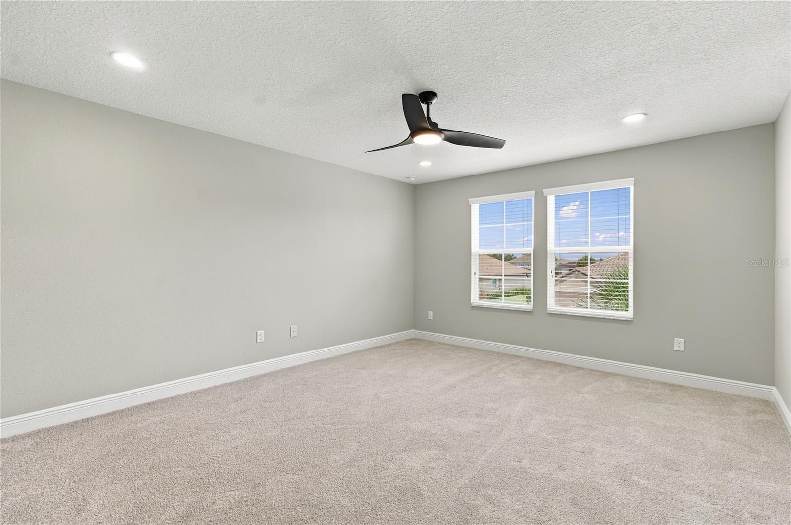 33212 KATELAND DR