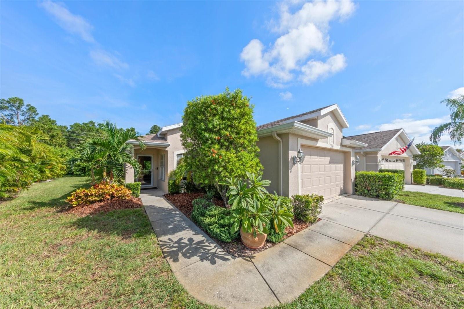 2939 WOOD POINTE DR