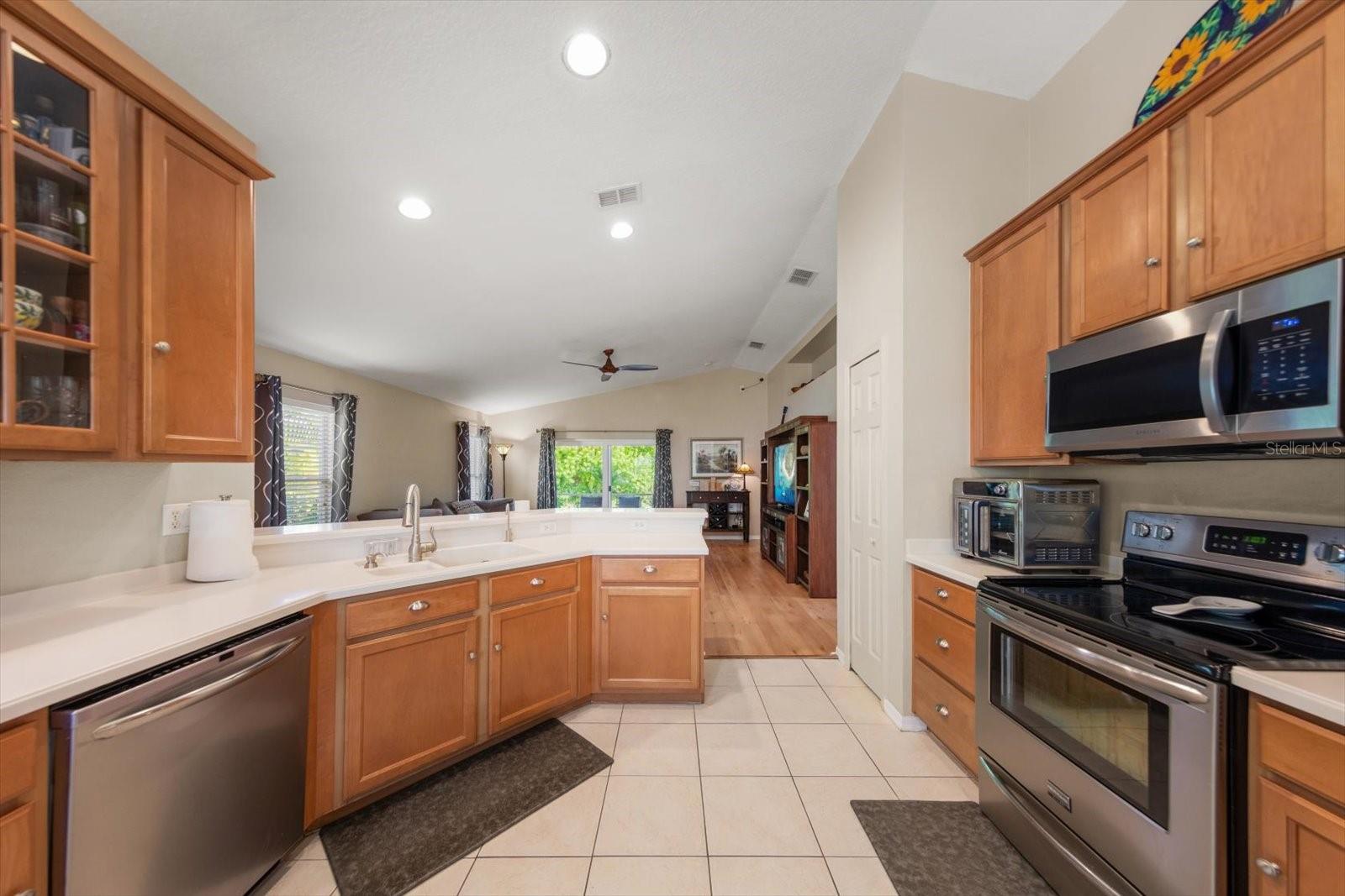 2939 WOOD POINTE DR