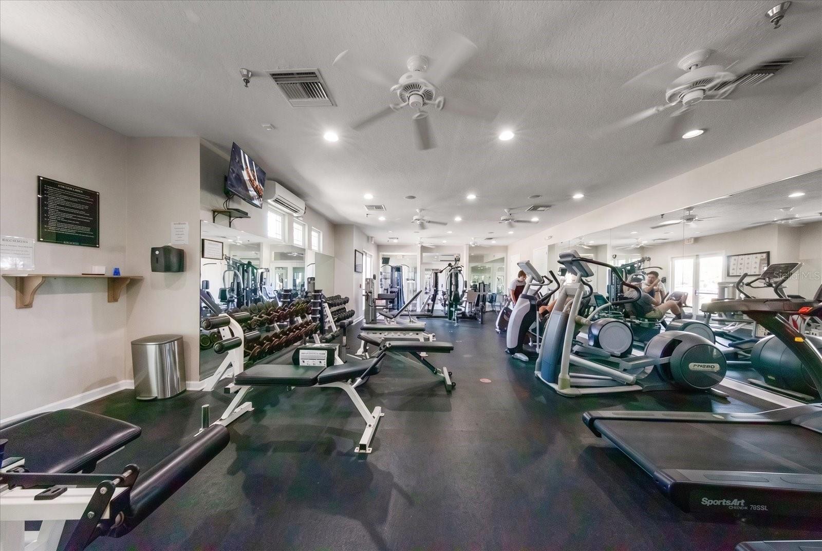 2939 WOOD POINTE DR