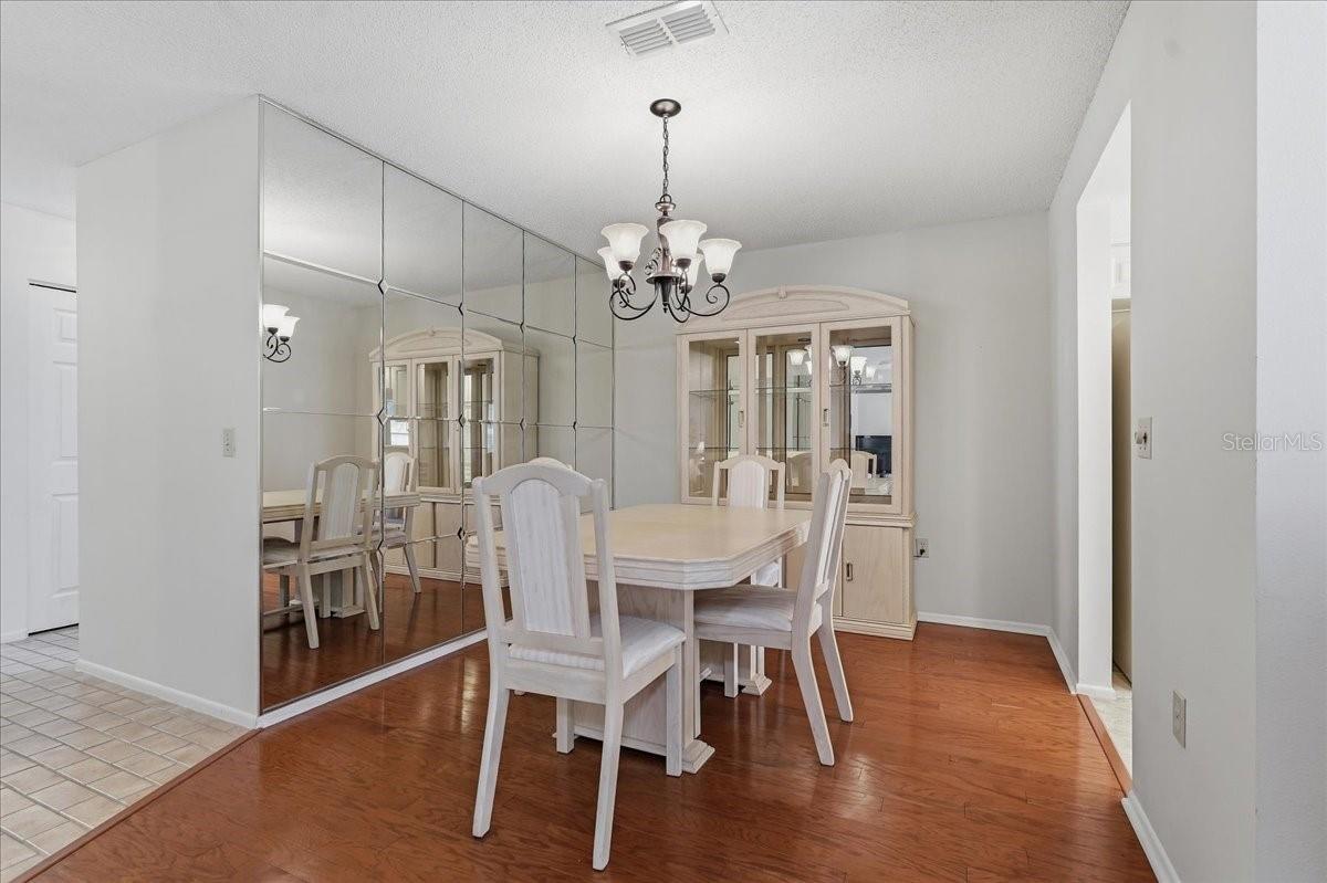 11508 ORLEANS LN
