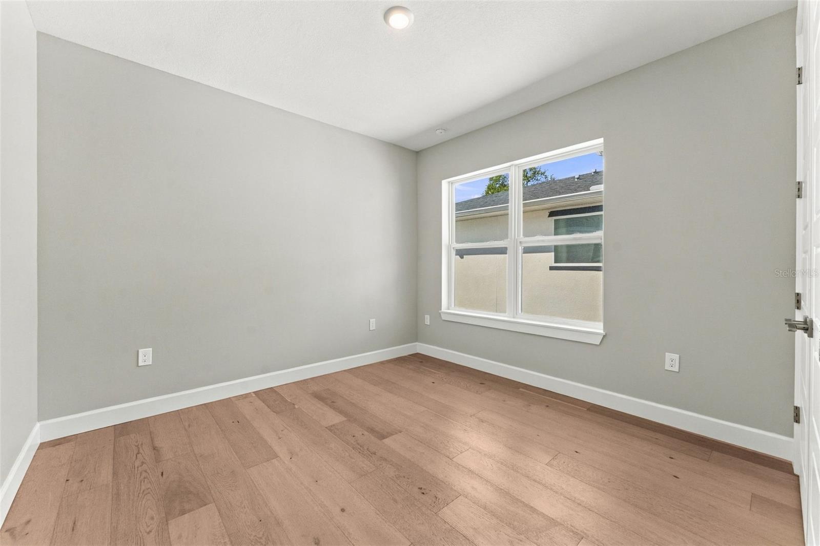 3310 W WYOMING AVE