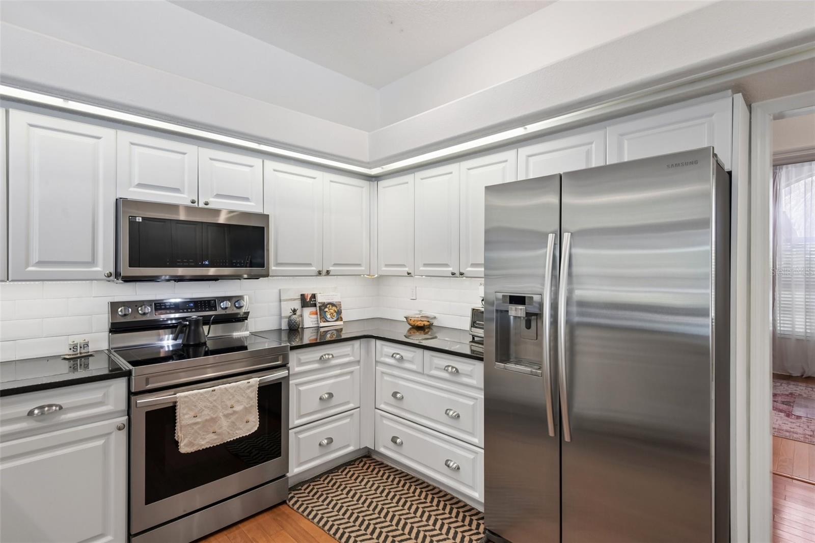 3503 OAK CLUB CT
