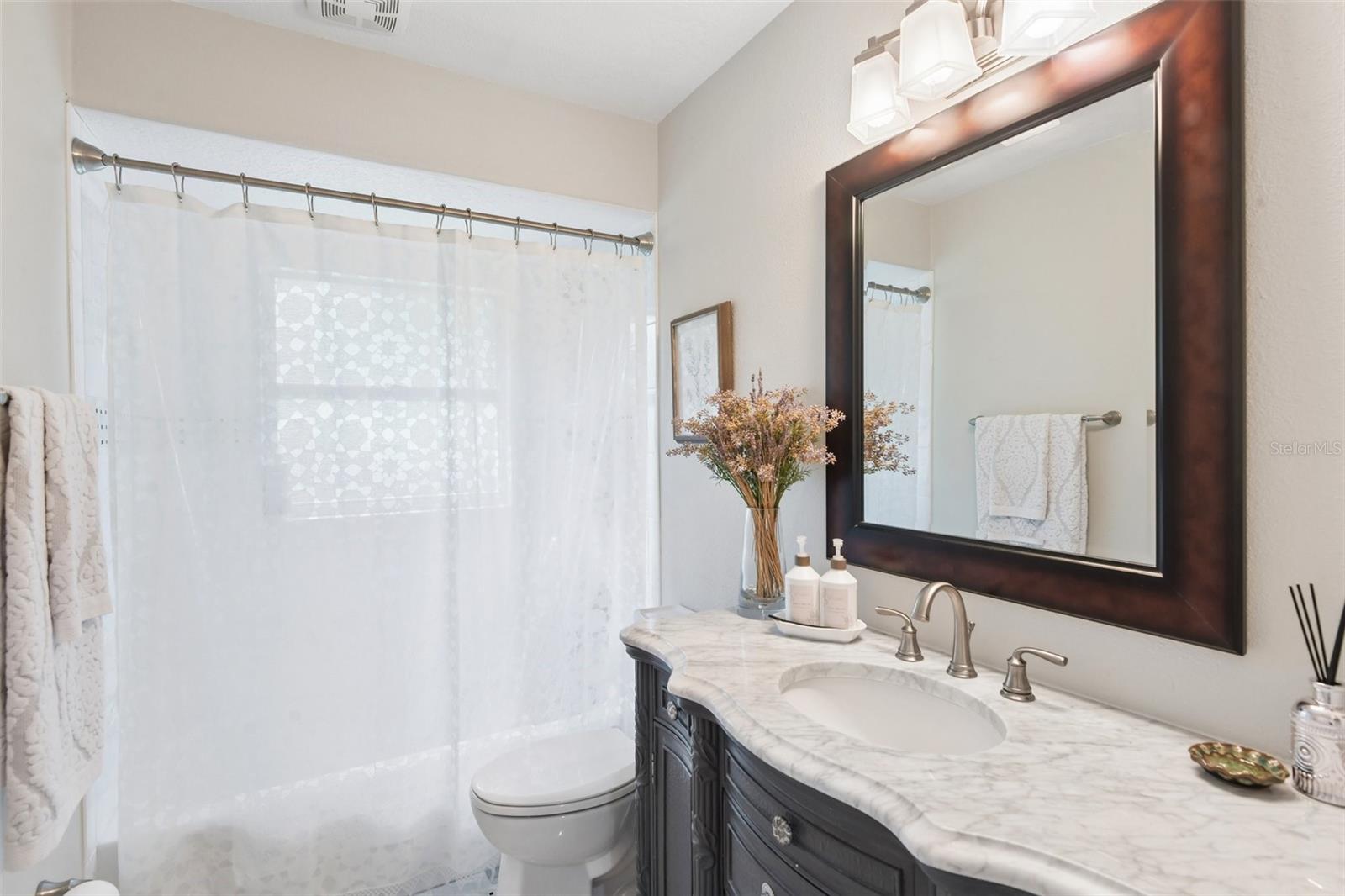 3503 OAK CLUB CT