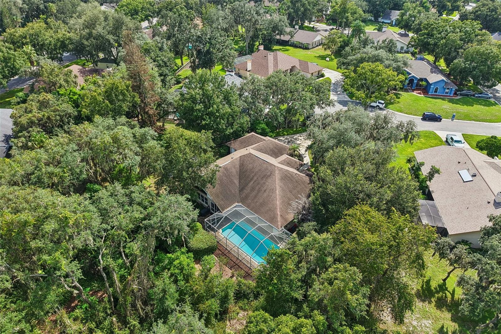 3503 OAK CLUB CT