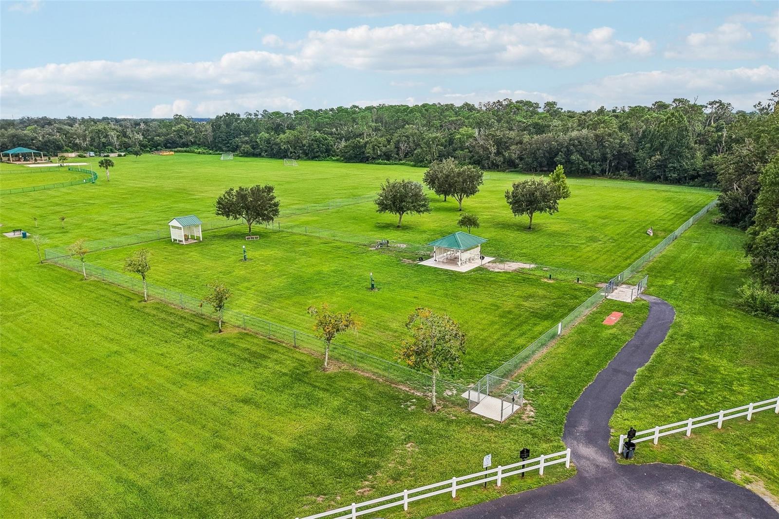 3503 OAK CLUB CT