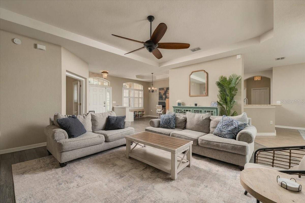 2929 FOREST HAMMOCK DR