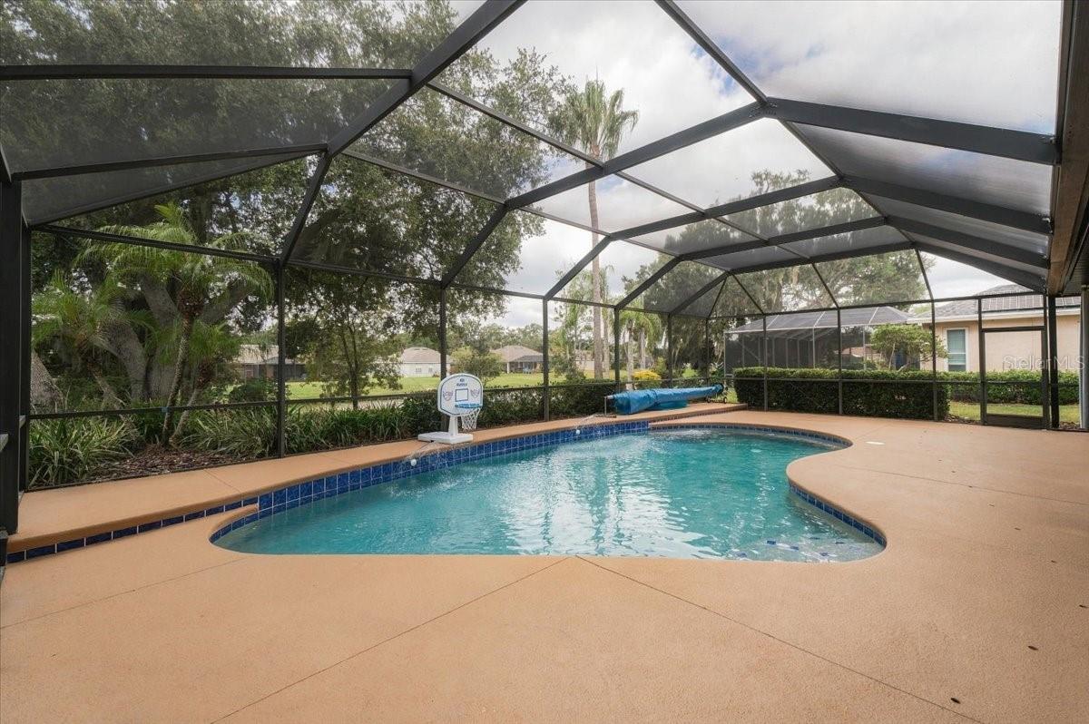 2929 FOREST HAMMOCK DR