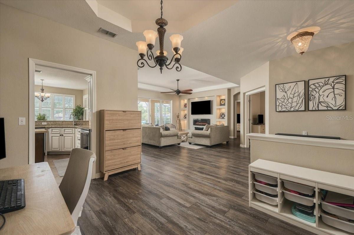 2929 FOREST HAMMOCK DR