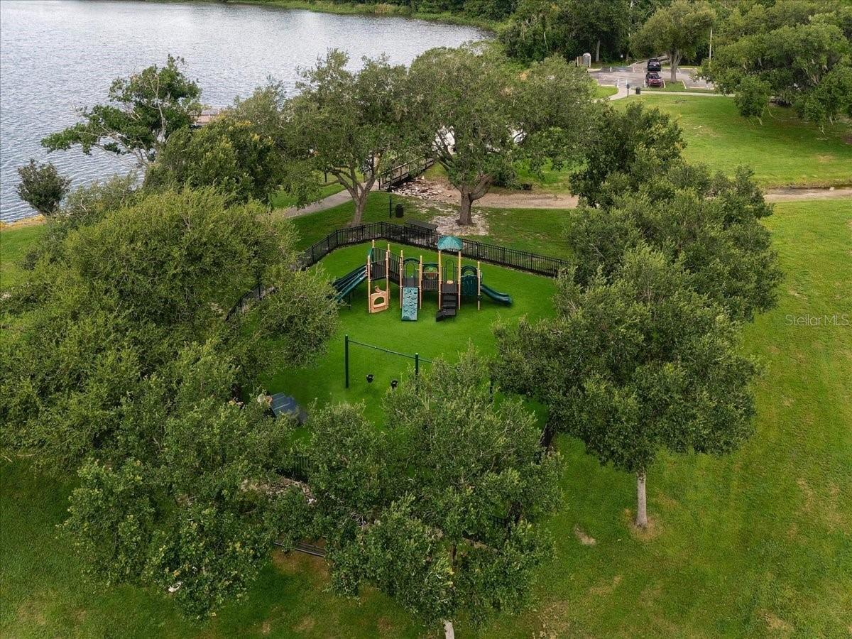 2929 FOREST HAMMOCK DR