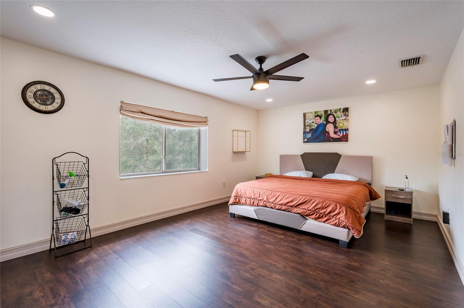 18182 SANDY POINTE DR