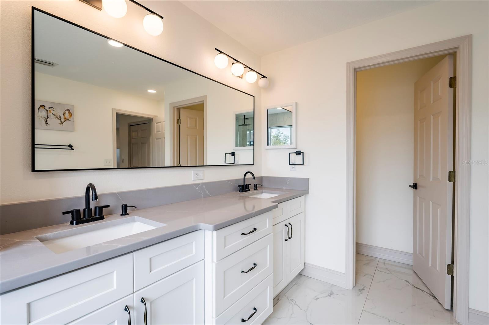 18182 SANDY POINTE DR