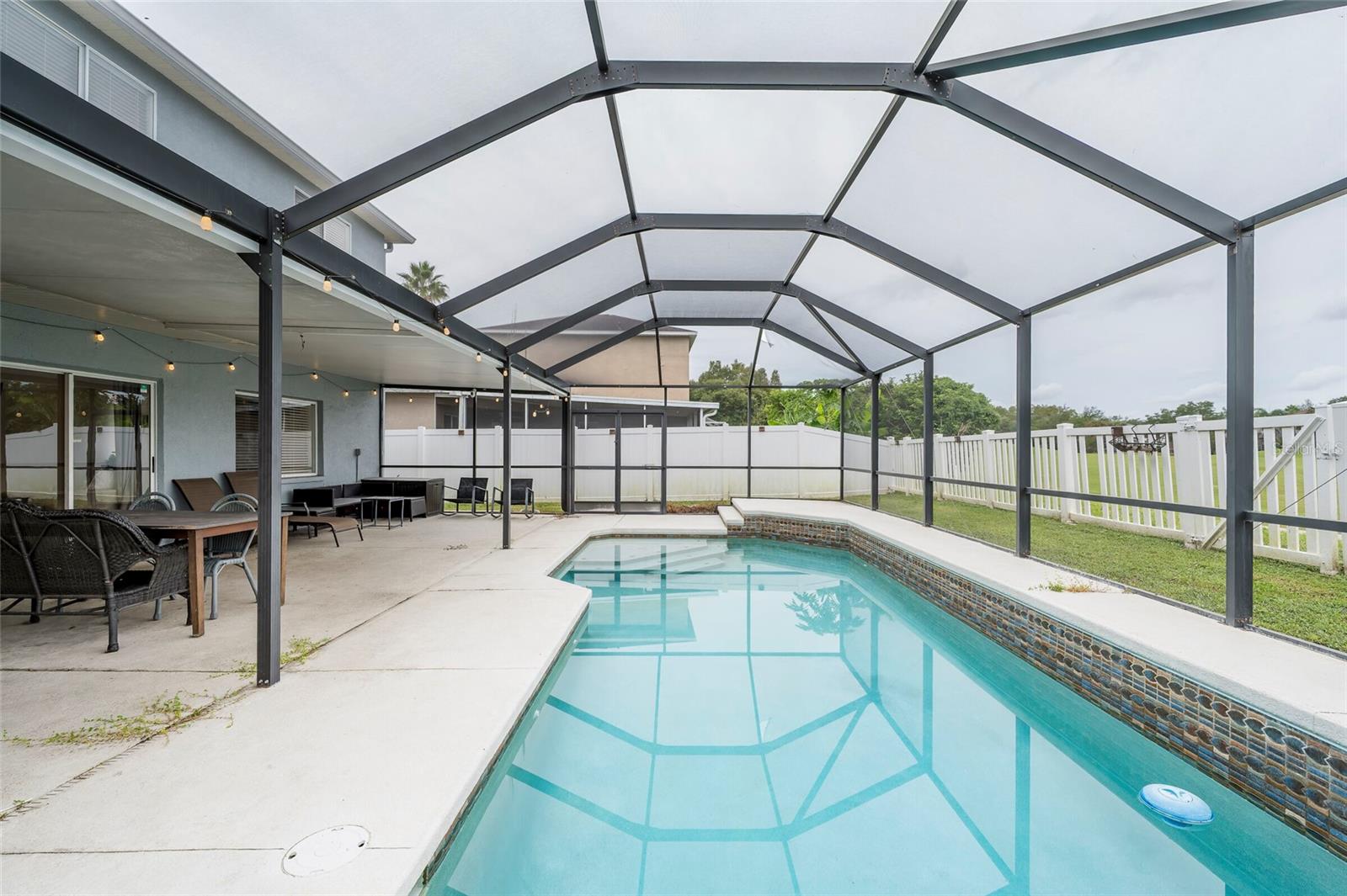 18182 SANDY POINTE DR