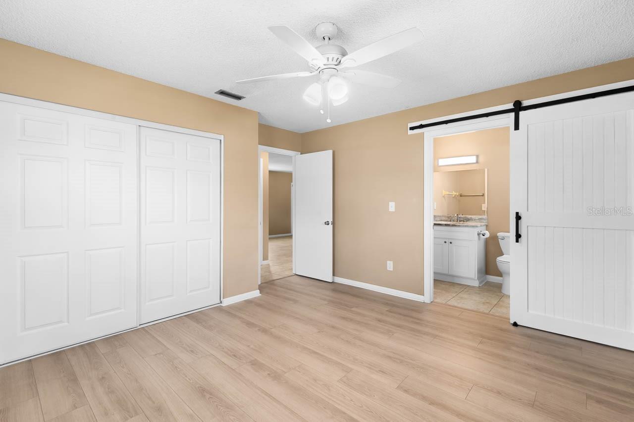 701 W BROCKTON PL