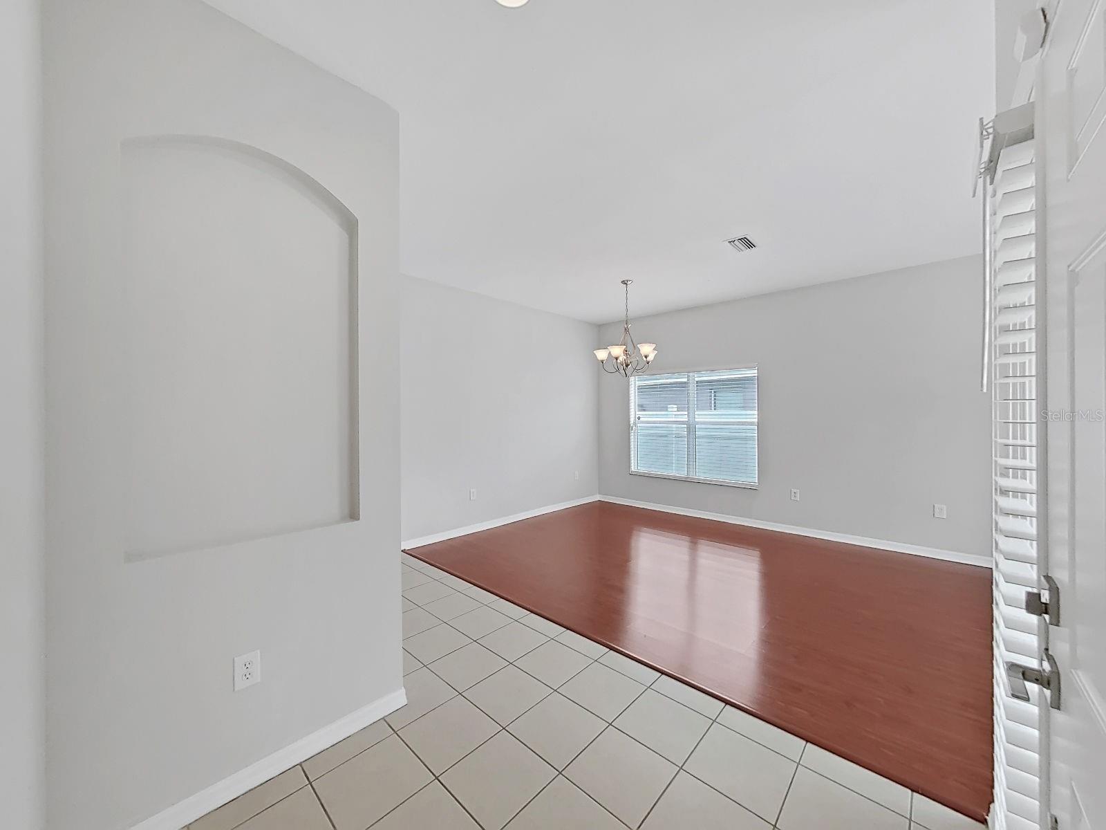 9541 CYPRESS HARBOR DR