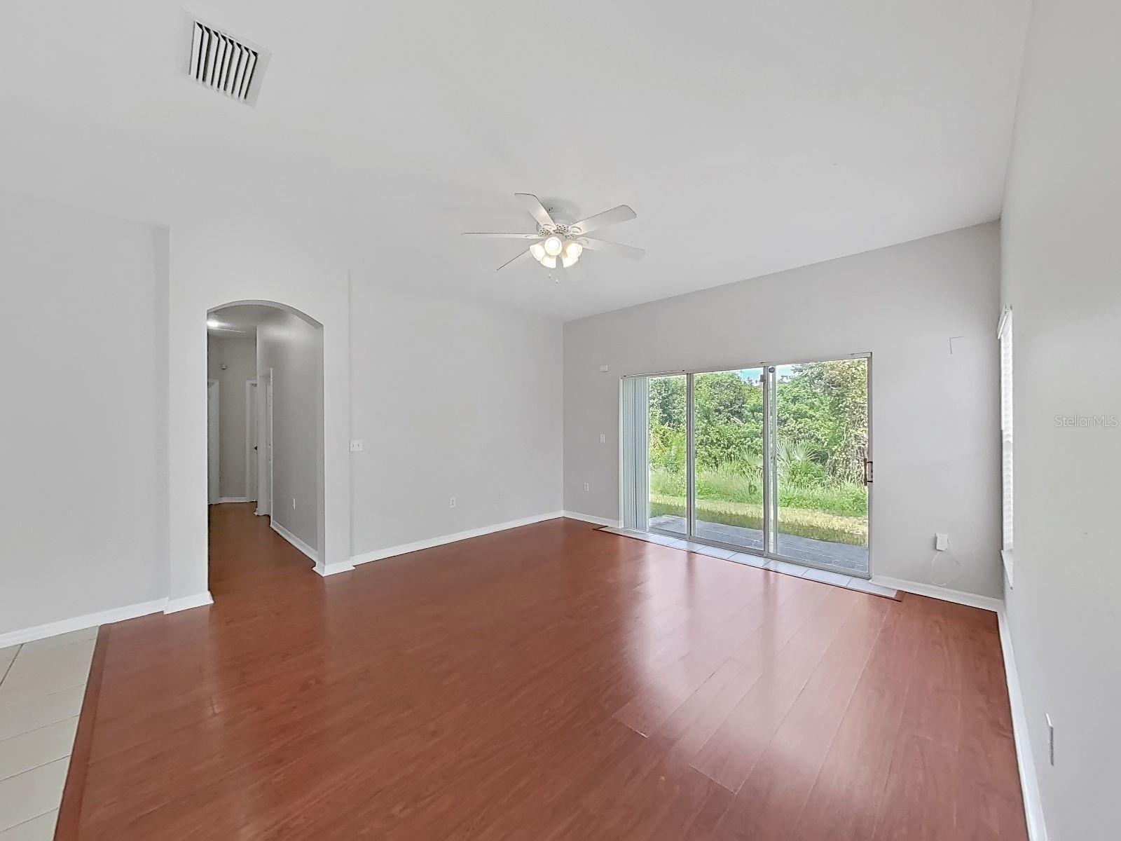 9541 CYPRESS HARBOR DR