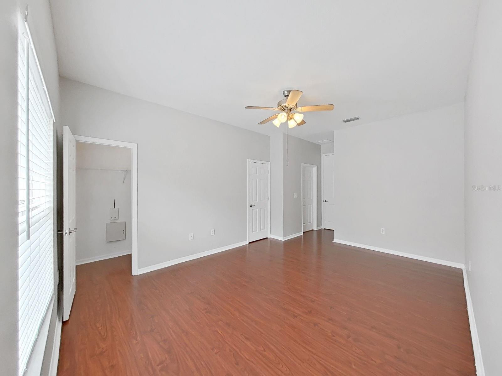 9541 CYPRESS HARBOR DR