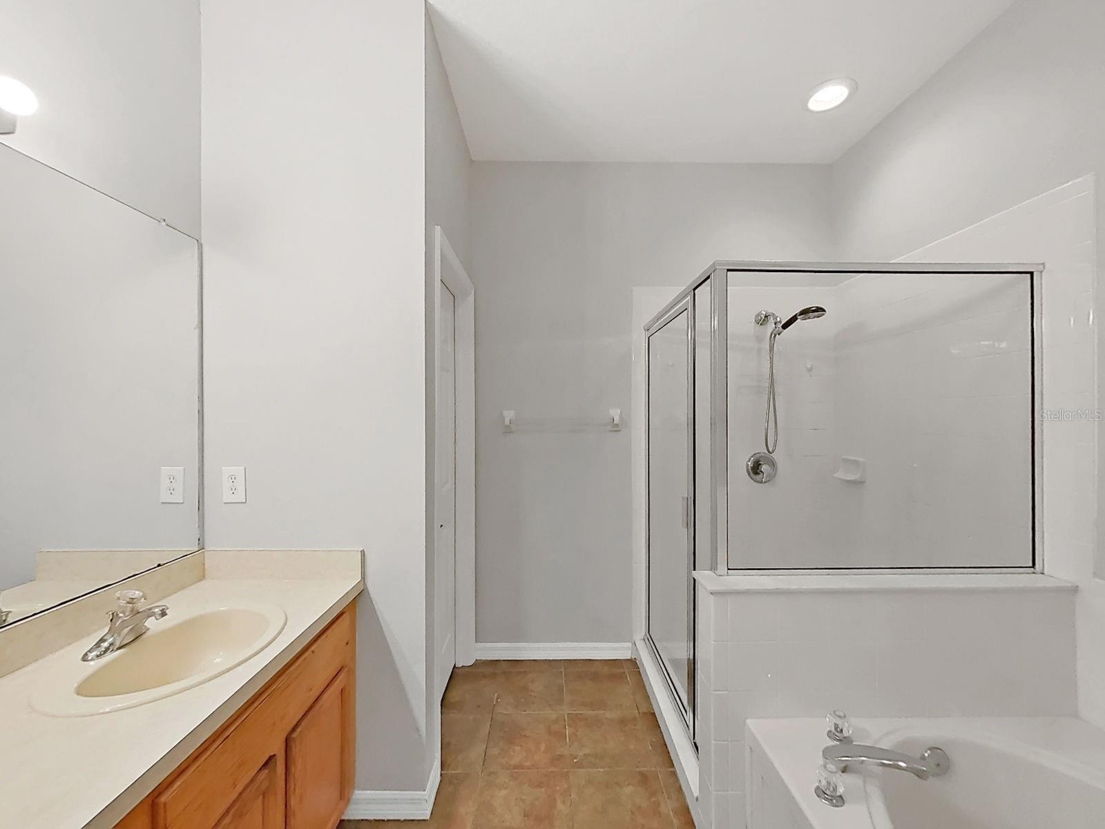 9541 CYPRESS HARBOR DR