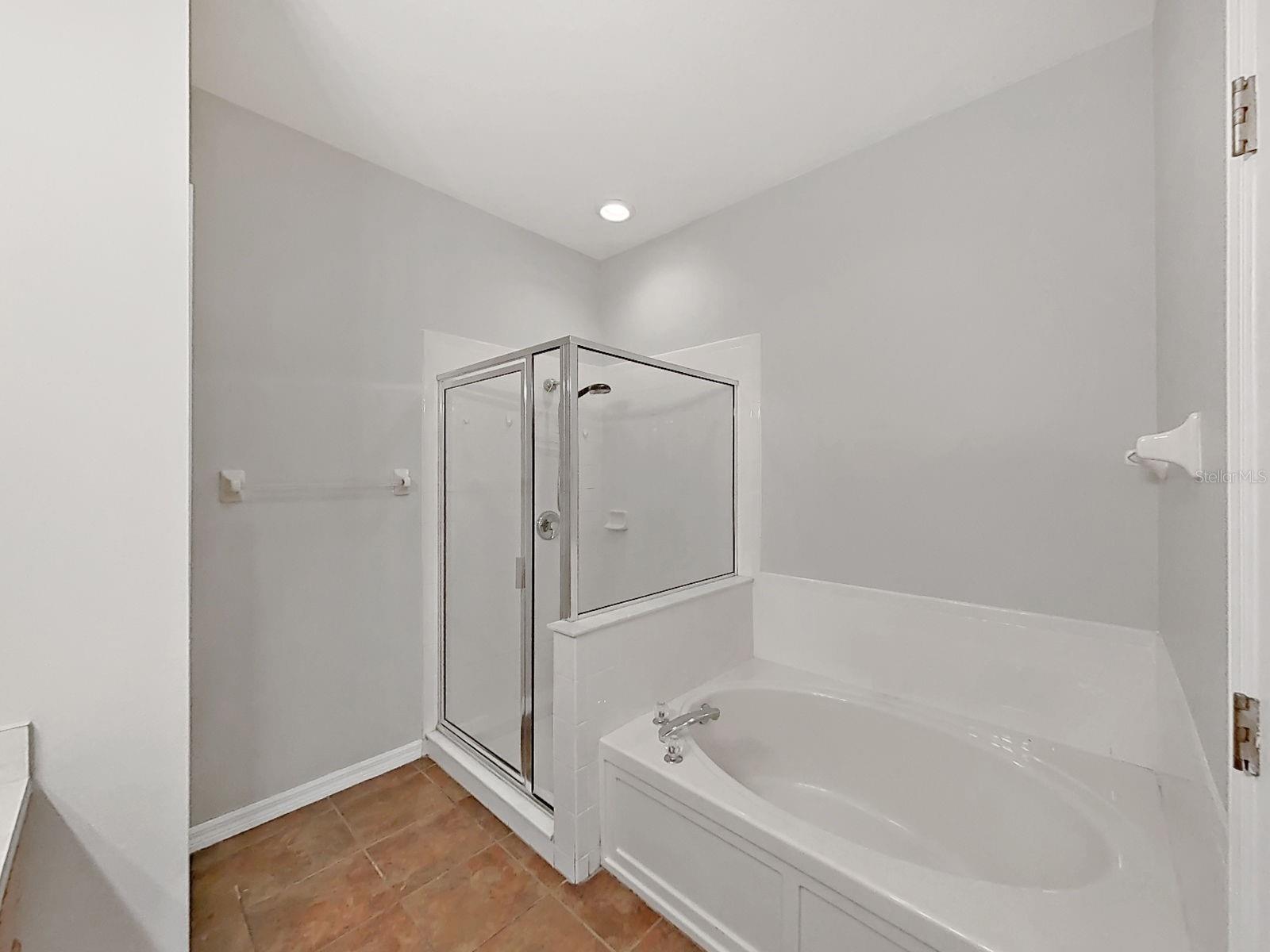 9541 CYPRESS HARBOR DR
