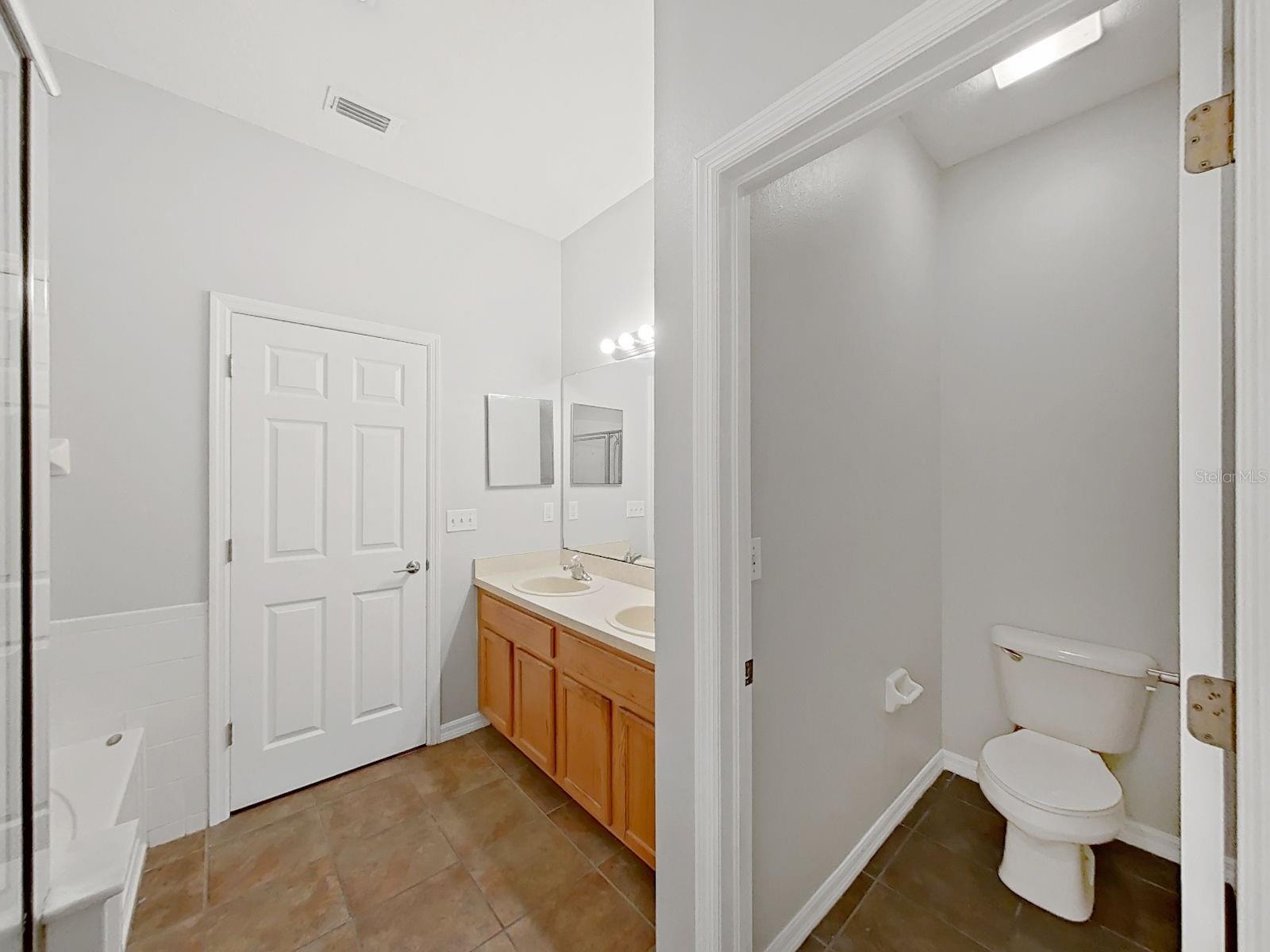 9541 CYPRESS HARBOR DR