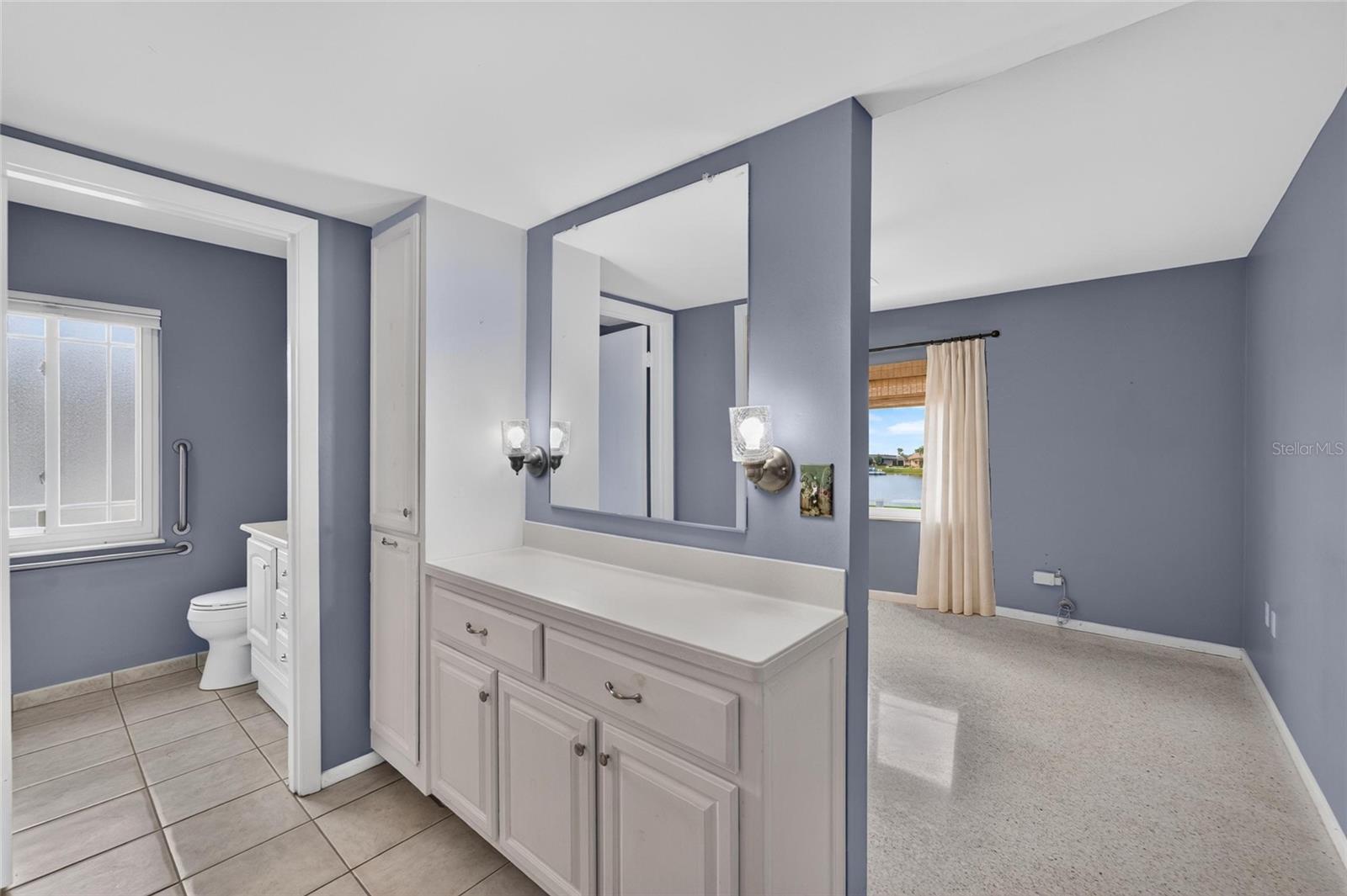 1003 ANDOVER CIR