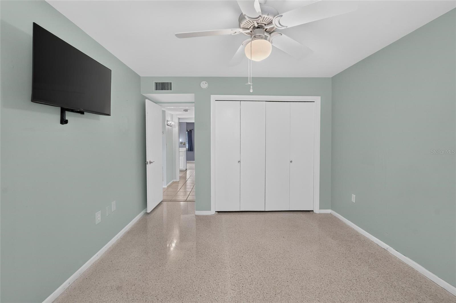 1003 ANDOVER CIR