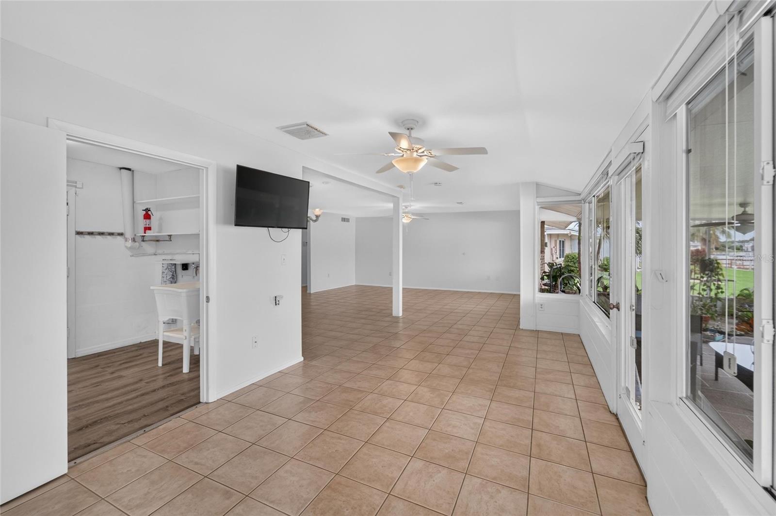 1003 ANDOVER CIR