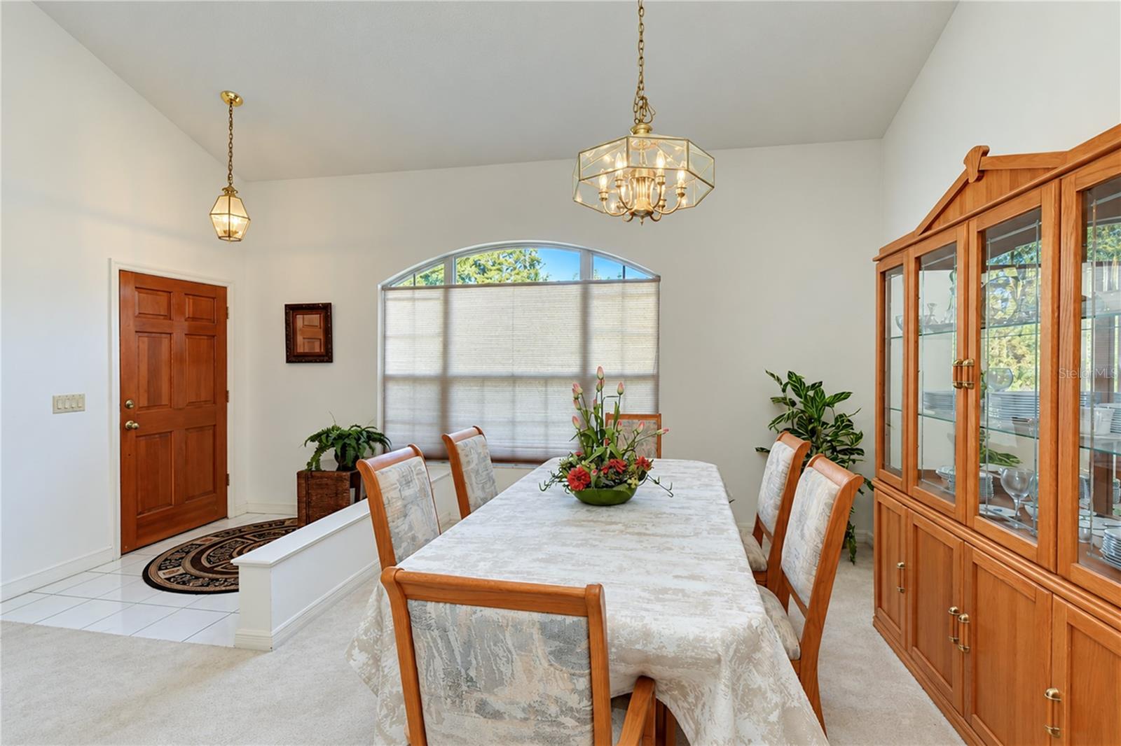 2255 EAGLE BLUFF DR