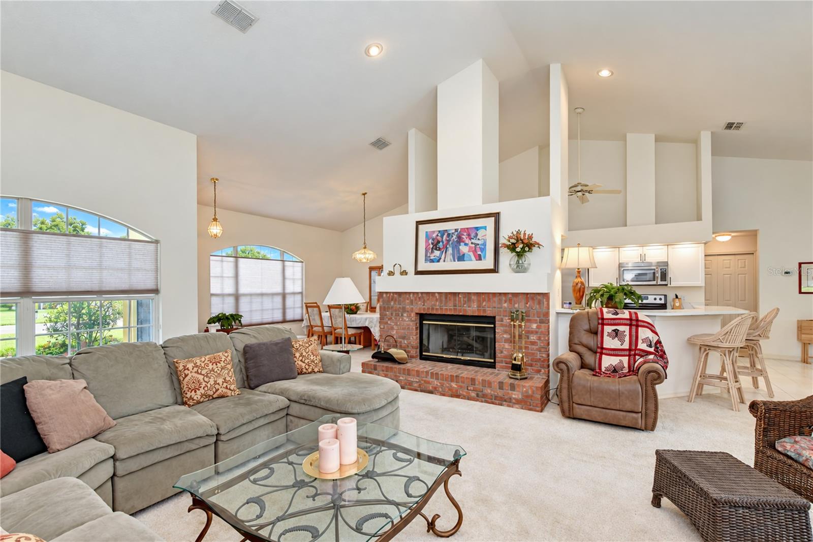 2255 EAGLE BLUFF DR
