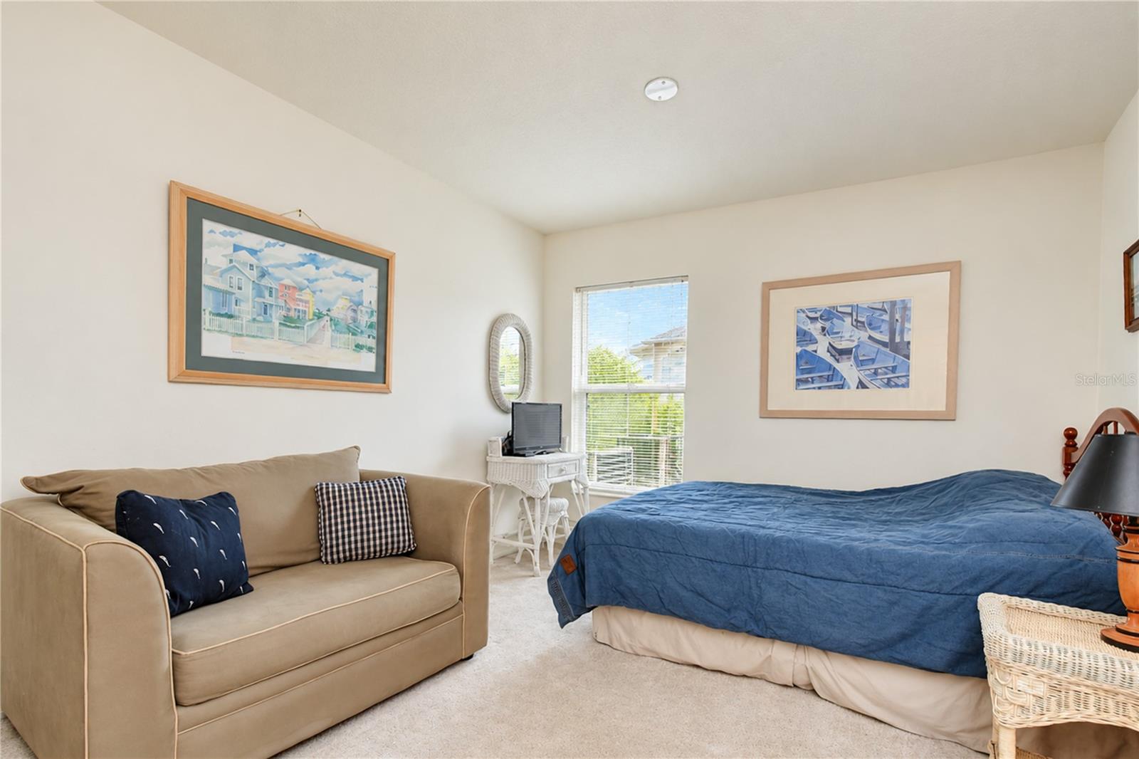 2255 EAGLE BLUFF DR