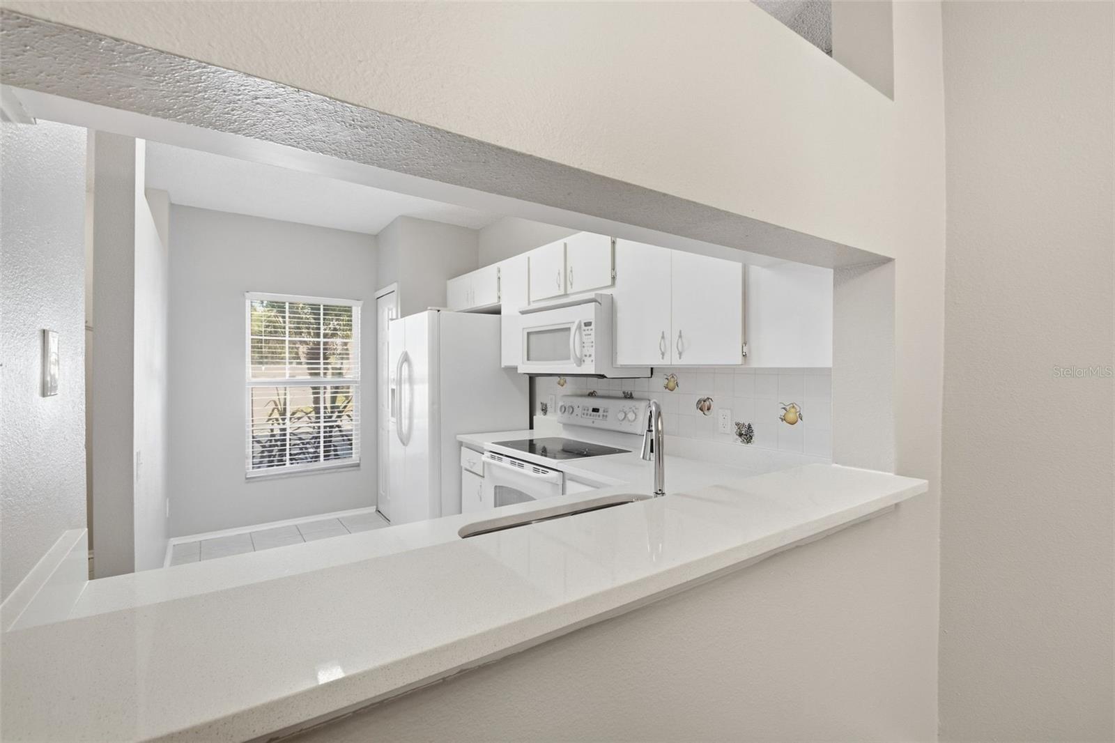 5512 CARROLLWOOD KEY DR
