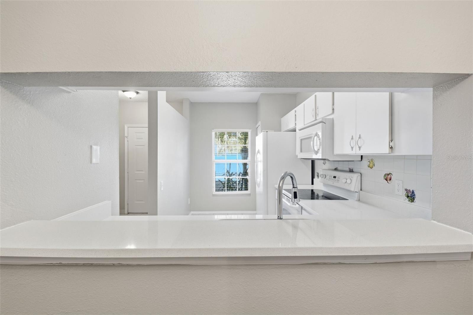 5512 CARROLLWOOD KEY DR