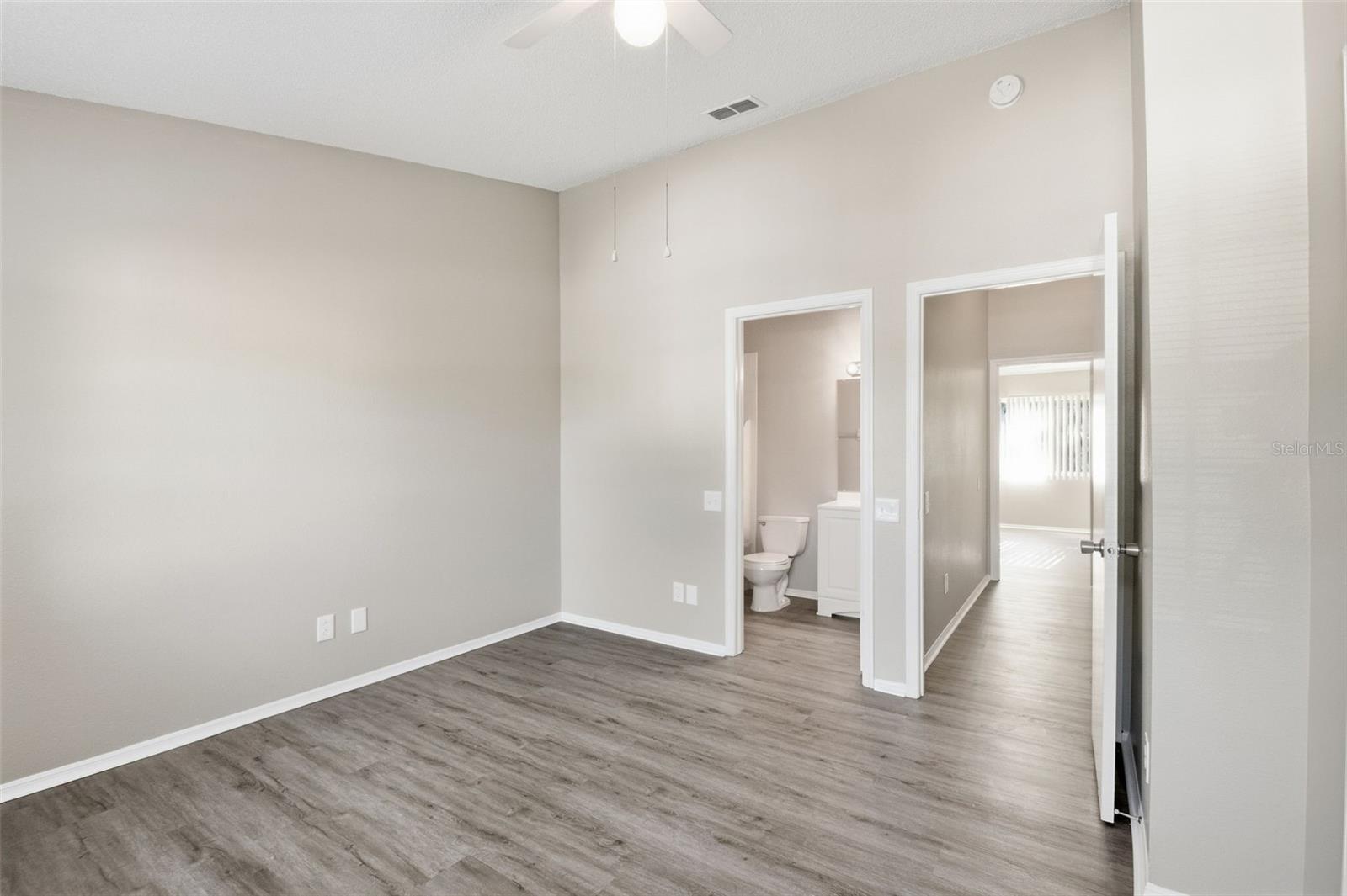 5512 CARROLLWOOD KEY DR