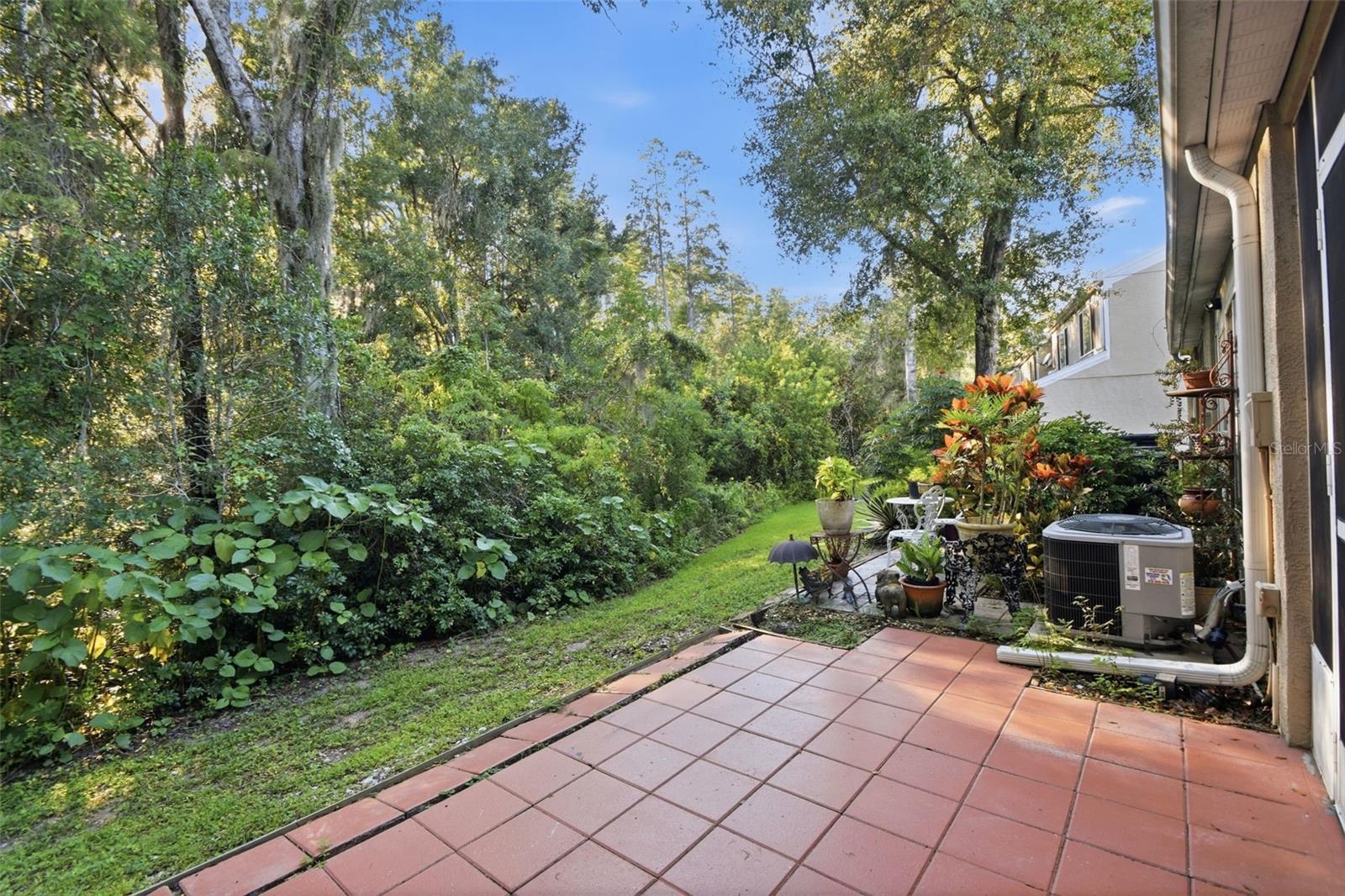 5512 CARROLLWOOD KEY DR