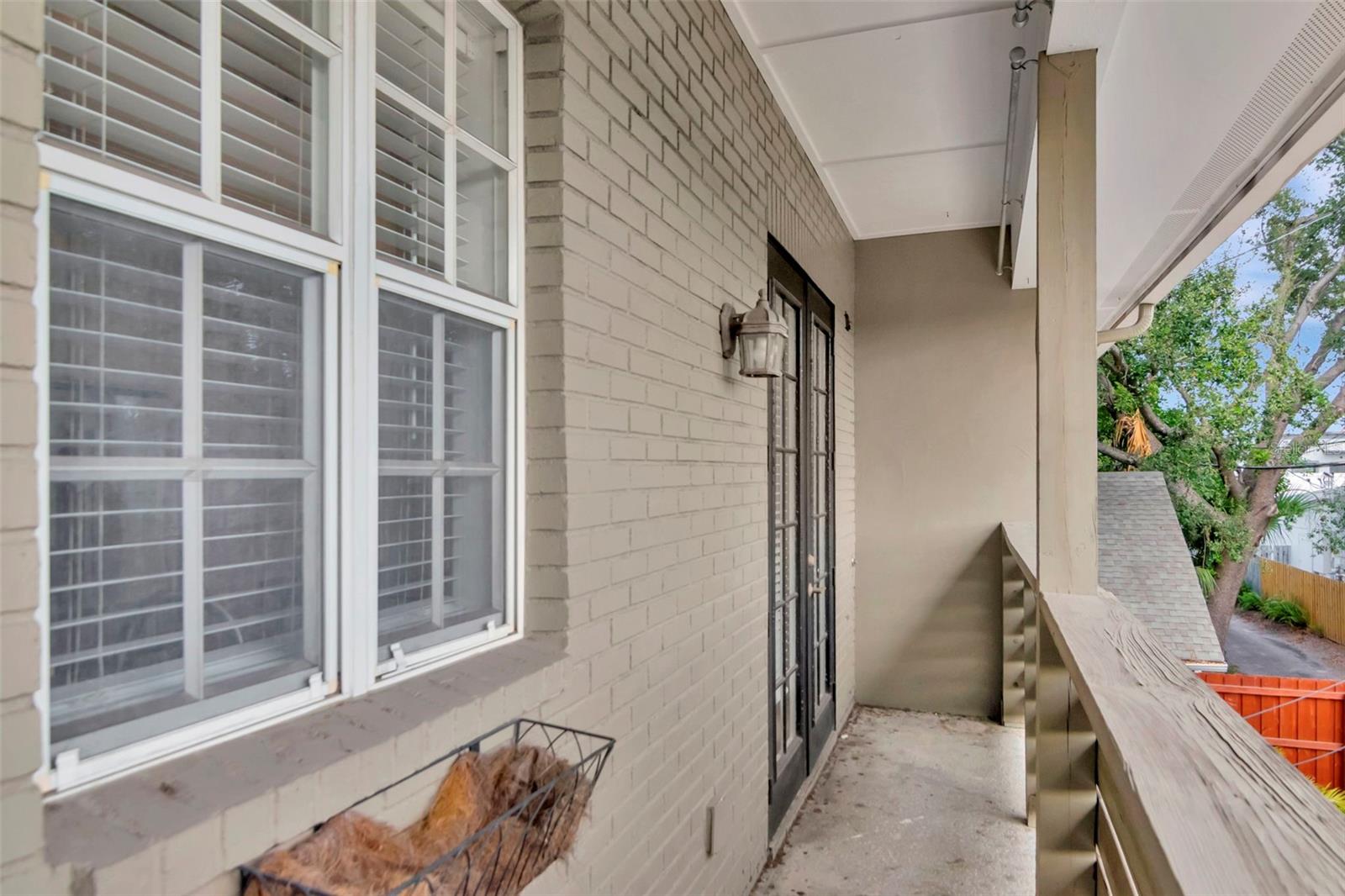 1008 S MOODY AVE #2