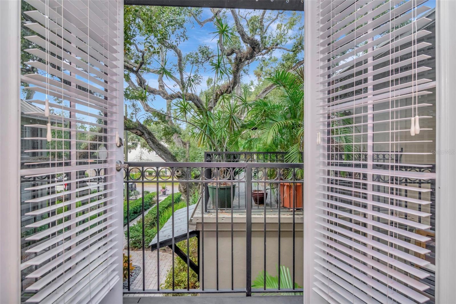 1008 S MOODY AVE #2