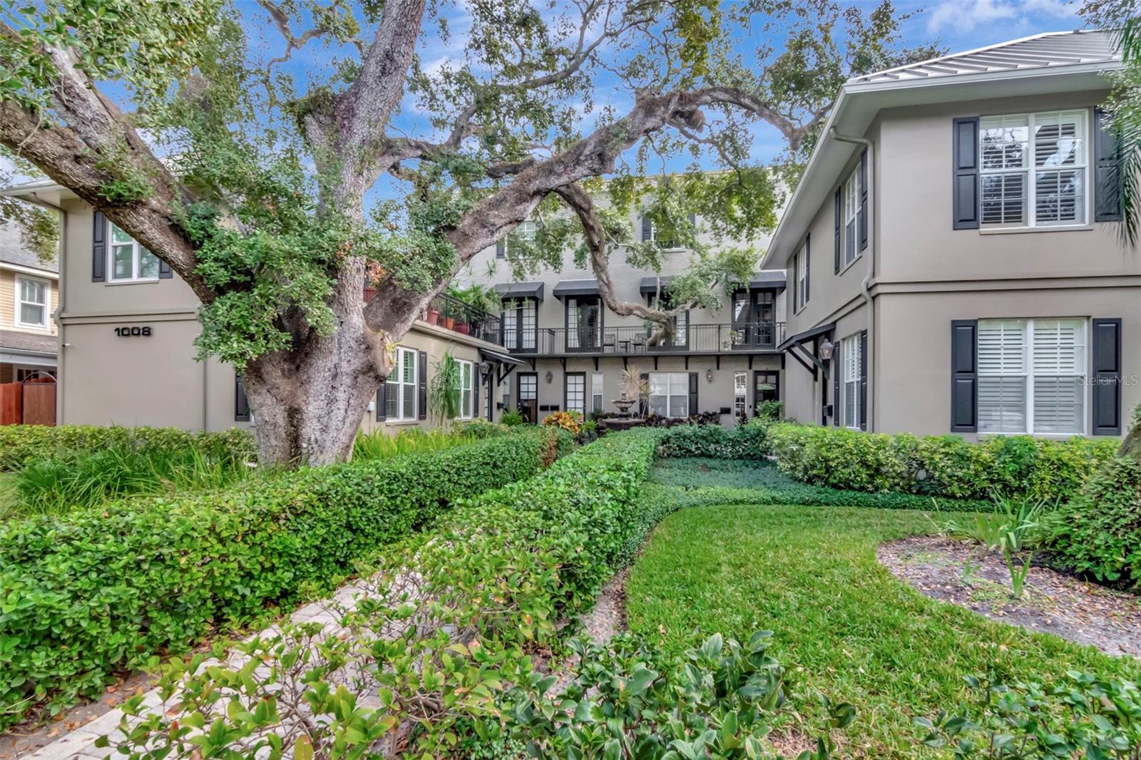 1008 S MOODY AVE #2